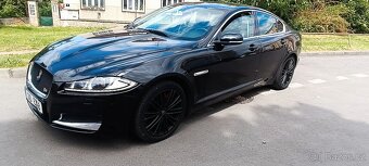 Jaguar XF 3,0 S nafta  RV 2015 - 14