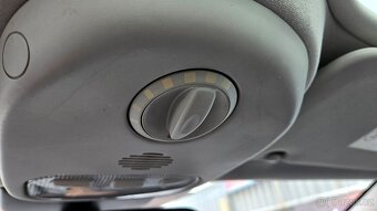 PEUGEOT 407 2,2 HDI 16V Premium Pack - 14