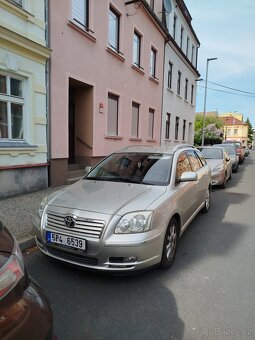Toyota Avensis - 14