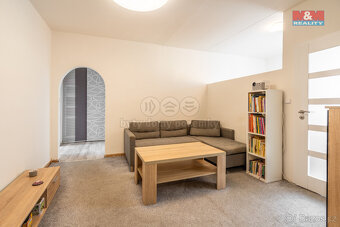 Prodej bytu 3+1, 71 m², Český Krumlov, ul. Urbinská - 14