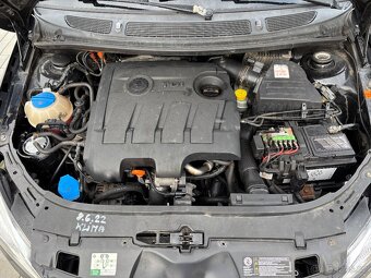 Skoda Fabia II facelift 1.6 tdi 66kw, plna vybava, nova stk - 14
