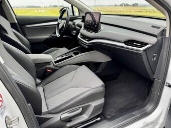 Škoda Enyaq, 82kWh, SOH 89%,KEYLESS, Výhřev,s DPH 569 000,- - 14