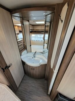 Hobby 495UFE, mover, solár, předstan, 2019 - 14