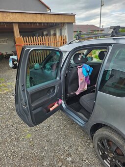 Škoda Roomster 1.2 ,rok 2011 - 14