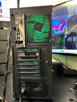 Herní pc, Ryzen 5 až 32GB DDR, SSD + HDD, RX 470 4GB Win 11 - 14