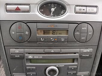 Ford Mondeo 2006 2,0 nafta - 14