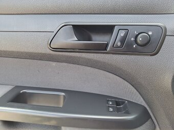 CADDY LIFE 1,6 TDI HAGUSY 5x SEDAČKA - 14