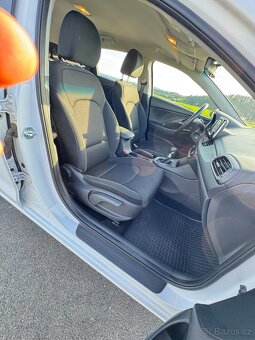 Hyundai i30 Combi 1.4 T-GDi 103kW - 14