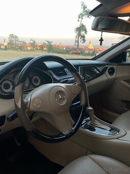MERCEDES BENZ CLS 320 CDI - 14