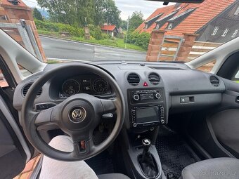 VW Caddy 2011 - 14
