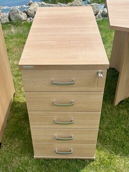 kancelářský nábytek HOBIS – řada Gate, dekor světlý dub - 14