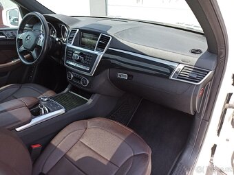 MERCEDES-BENZ GL350D AMG 7MÍST 1.MAJ - 14