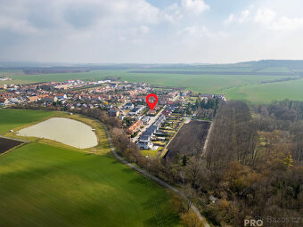Prodej rodinného domu 240 m², pozemek 569 m² U potoka, Kobyl - 14
