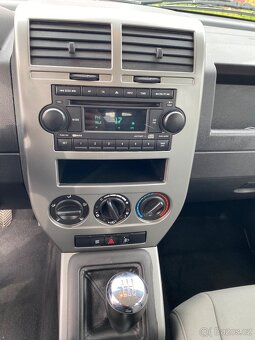 Jeep Compass 2.4i 4x4 - 14