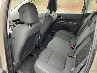 Peugeot 3008 1,2 PT 96KW rv 2015 naj. 115 tis velmi pěkná - 14