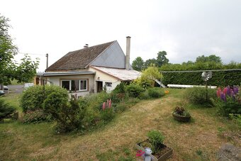 Prodej rodinného domu, 508 m2 se zahradou 800 m2 , obec Klad - 14