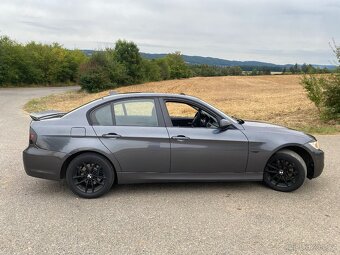 Bmw e90 320i - 14