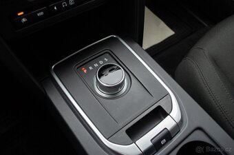 Land Rover Discovery Sport 2.0L TD4 SE AT - 14