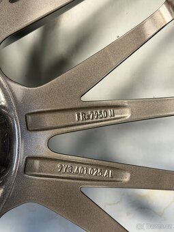 Porsche R22 Original na Cayenne Turbo s pneumatikami PirellI - 14