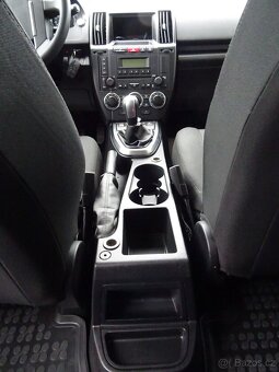 Land Rover Freelander 2.2 TD4 4x4 2x originál kola, tažné - 14