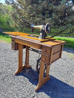 šicí stroj singer - 14