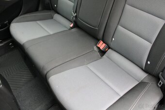 Hyundai i30 1,6 CVVT ČR,A/T,DPH,WEEKEND,2017 - 14