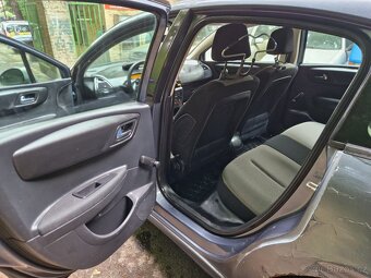 Citroën C4 1.4I16V - 14