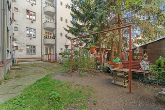 Prodej pěkného zděného bytu  3+kk, Pardubice, Nerudova ul. - 14