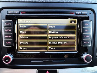 VOLKSWAGEN SHARAN 2.0TDI KŮŽE,KAMERA,XENONY,TAŽNÉ,PANORAMA, - 14