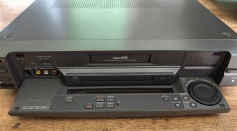 Videorekordér HI8 SONY ev-c2000e, příslušenství,čti popis - 14