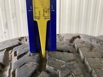 Mitsubishi Pajero originál sada R17 TPMS 265/65/17 - 14