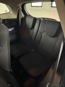 KIA Carens 1.6 GDi 99kW 7 miestne, ťažné zariadenie - 14