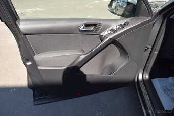 Volkswagen Tiguan 1.4TSI 92kw COMFORTLINE PANO - 14