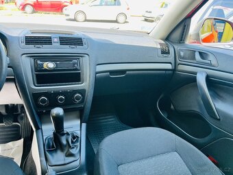 ŠKODA OCTAVIA 1.4 16V 59 kW NAJETO JEN 114 TIS KM KLIMA - 14