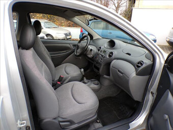 Toyota Yaris 1,0 VVT-i - 14