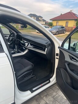 2022 Audi Q7 s line quattro - 14