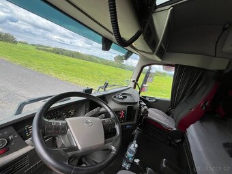 Volvo FH13 540 s hydraulickou rukou pro přepravu dřeva - 14