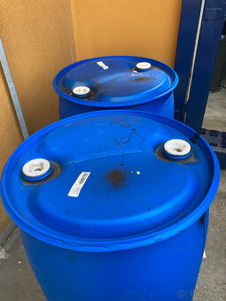 Sudy plastové 200 litrů na dešťovou vodu za  300 kč - 14