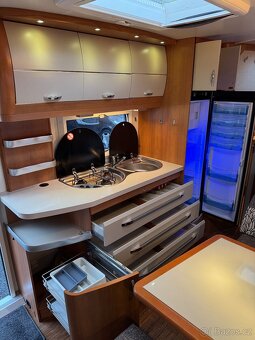 Hobby Excellent 545 KMF ~ Palandy - 14