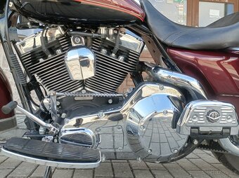 Harley Davidson FLHRCI  Road King EU verze TOP STAV - 14