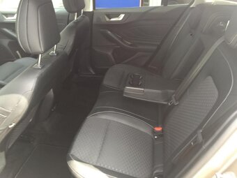Ford Focus Combi 1,5 TDi, 88 kW, head-up display - 14
