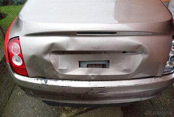 Nissan Micra Cabrio 1,6i - 14