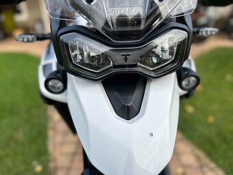 Triumph Tiger 900 GT - 14