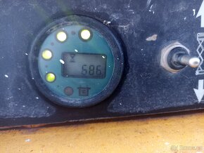 Elektrická nůžková pracovní plošina Haulotte Compact 10 - 14