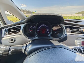 Kia Ceed levně 1,4CrDi 66kW r.v.2015 - 14