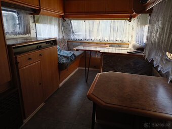 Karavan LMC Munsterland Luxus 490 pro 6 osob - 14
