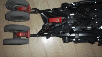 kočárek maclaren  pouze Brno Kohoutovice - 14