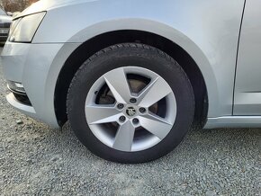 ŠKODA Octavia III FL 1.6 TDI 85kW AMBITION+ ČR - 1.majitel - 14