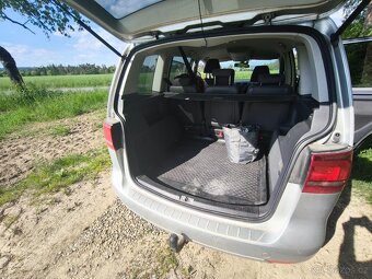 Volkswagen Touran 2.0 TDI 125 kW Highline DSG - 14