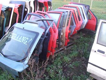 Prodám Plechařinu / Karosářské díly na starší Fordy - 14